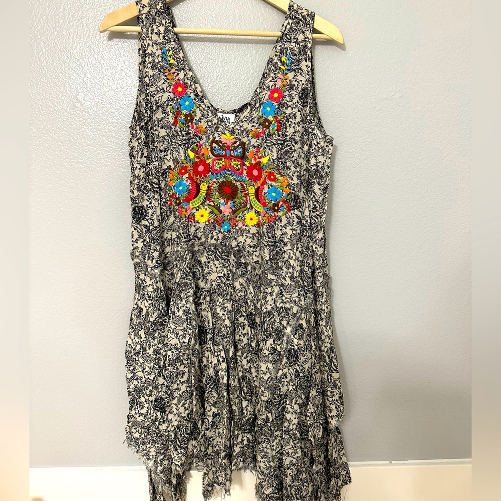 Ivy Jane Toile and Embroidered Tunic Size L